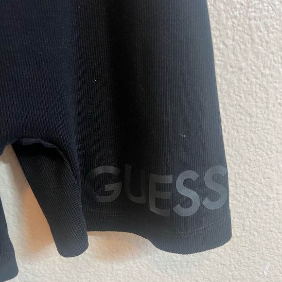 Guess romper - Picture 2 of 4